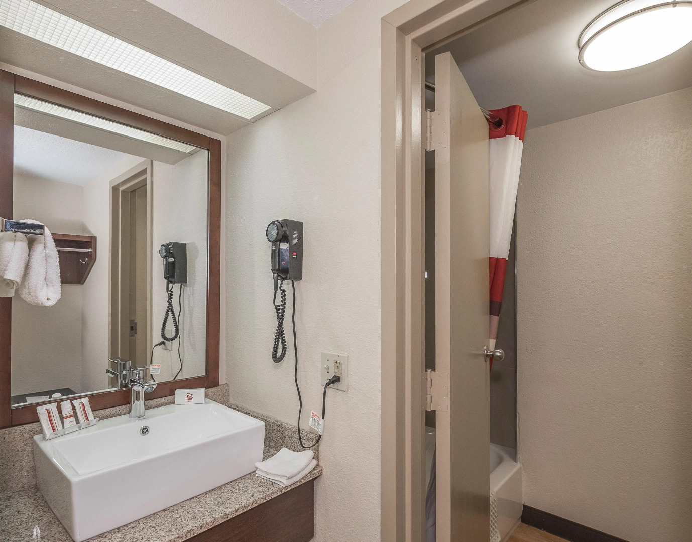 Red Roof Inn Lancaster