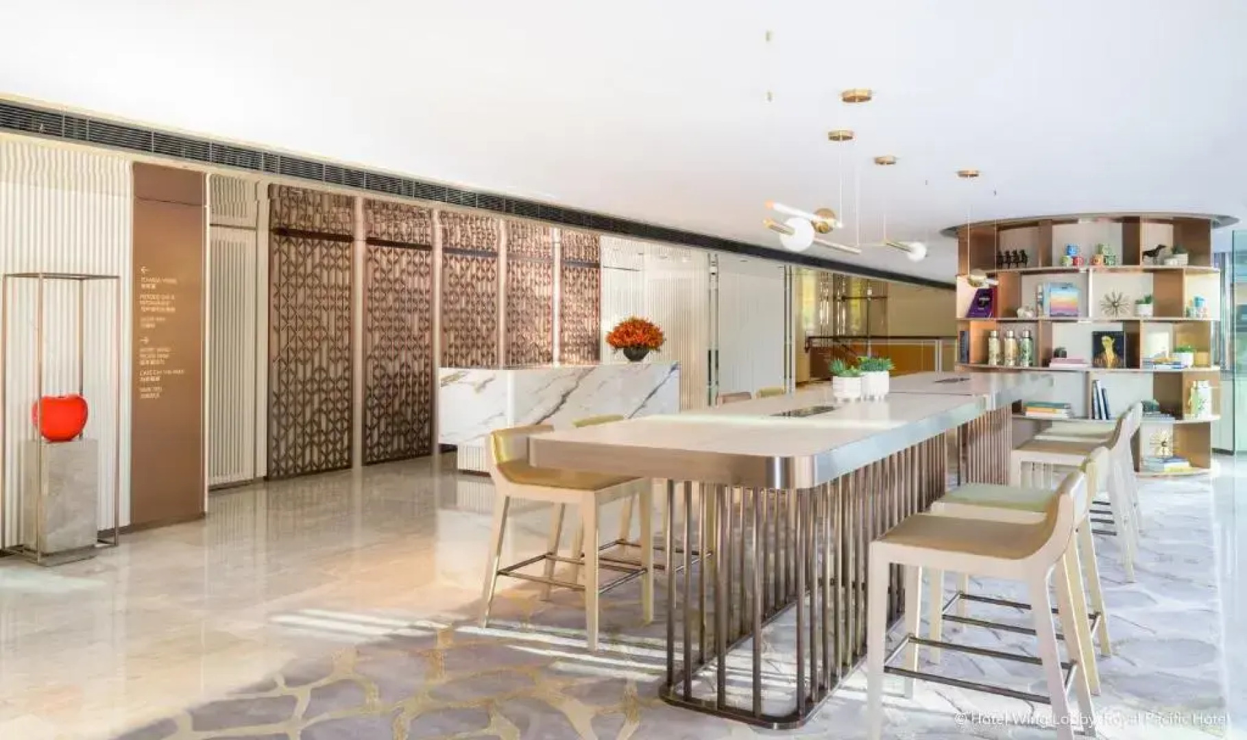 The Royal Pacific Hotel & Towers