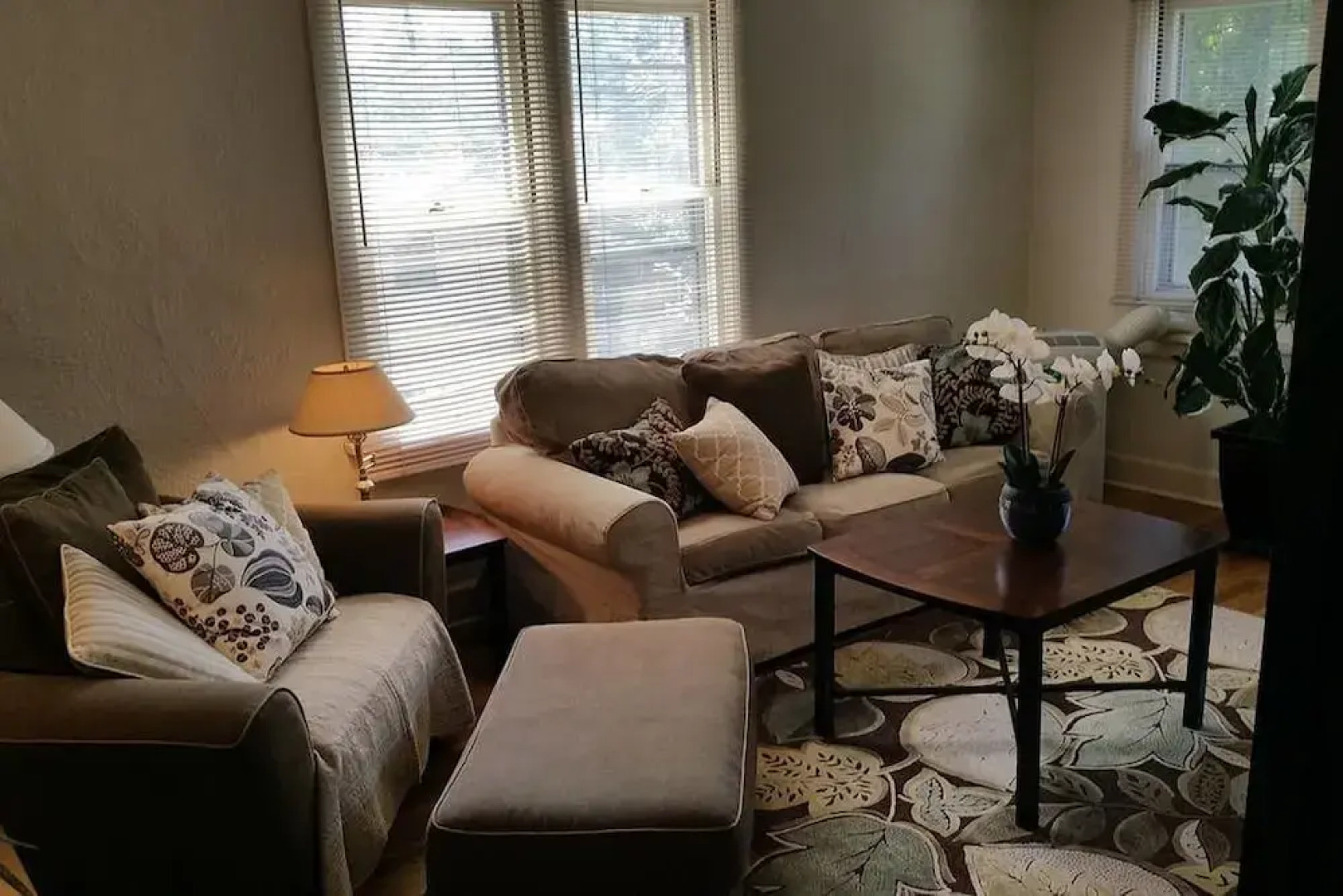 Lovely Craftsman Smarthouse King & Queen