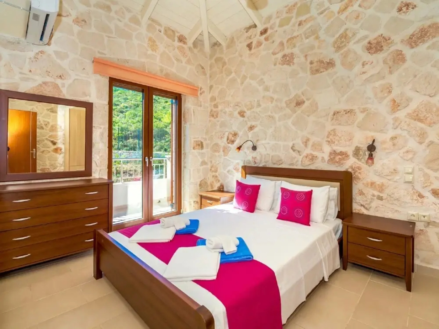 Beautiful Luxury Villa, Private Pool, Panoramic View on Ionian Sea, Zakynthos