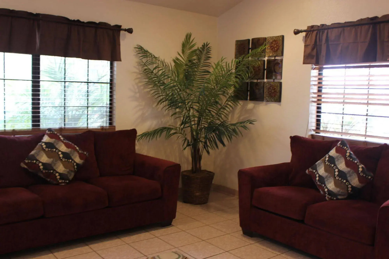 O'cairns Inn & Suites