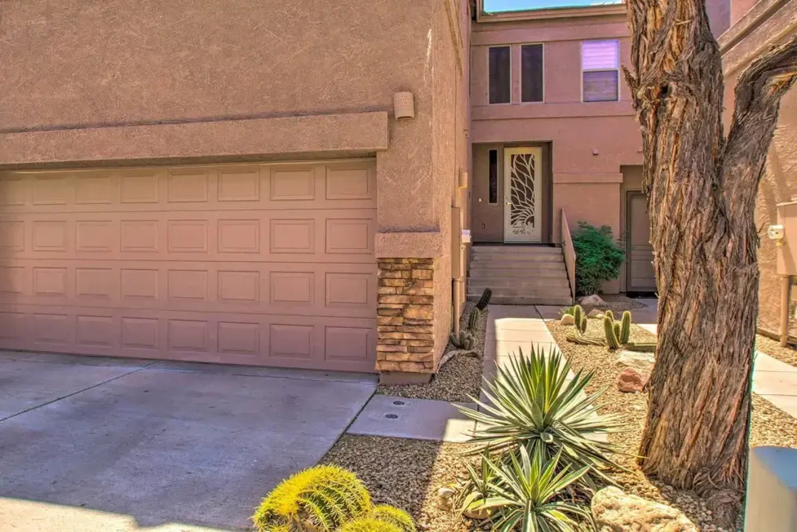 Gold Canyon Townhome w/ Golf Course View!