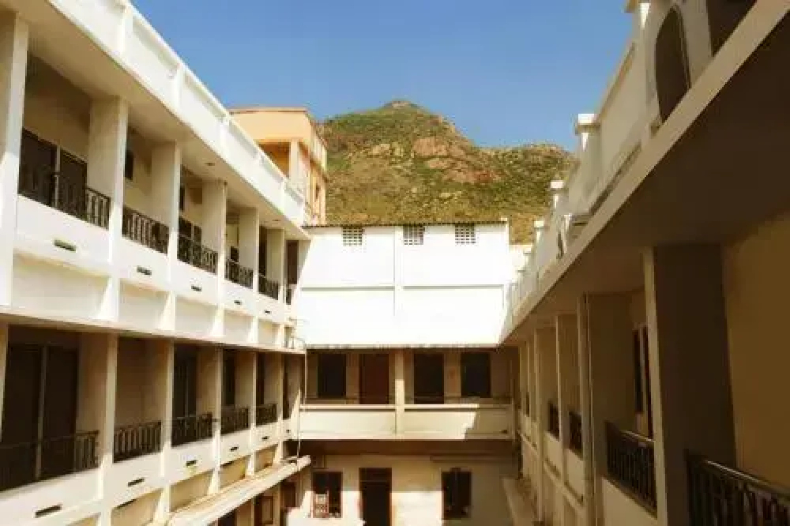 Aakaash Hotel