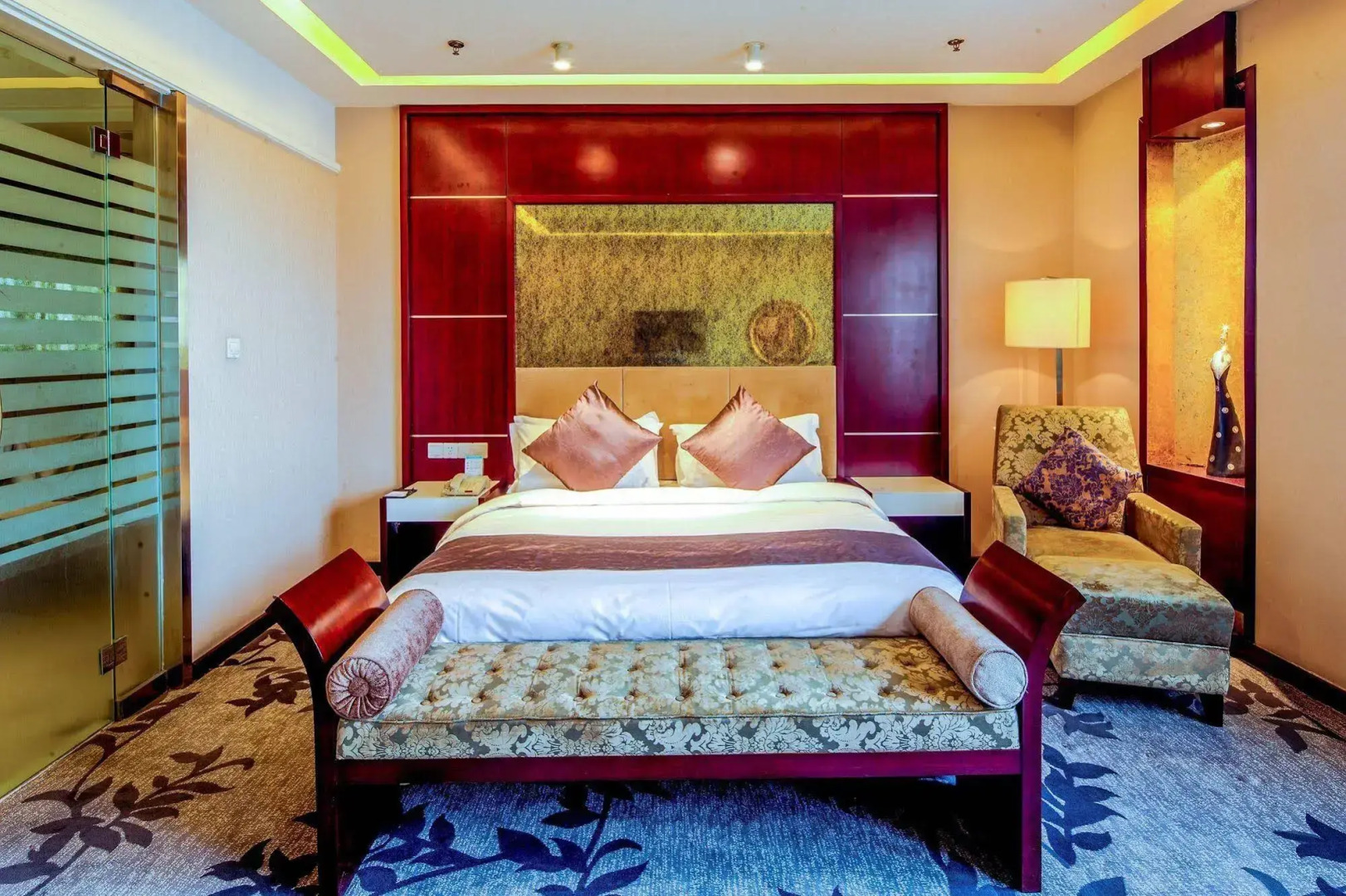 Fengyan Jianguo Hotel