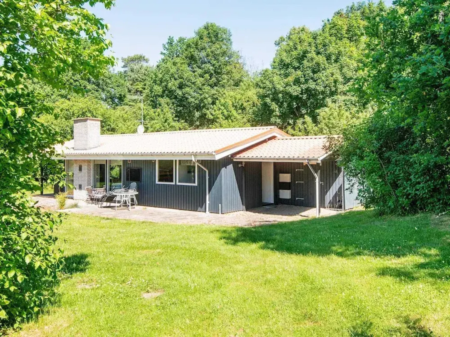 6 Person Holiday Home in Glesborg-by Traum