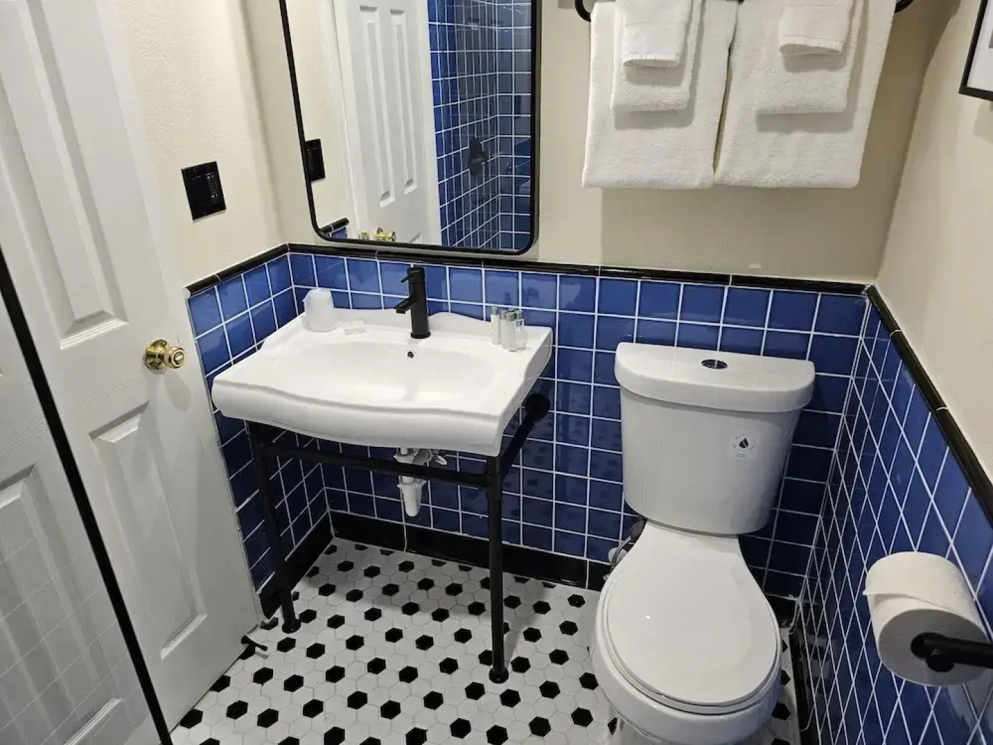 The Hotel Laurel at Seneca