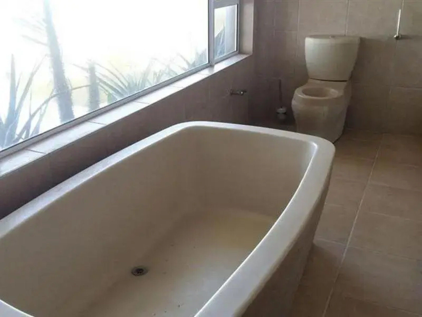 Tinley Manor Beachfront KSV1