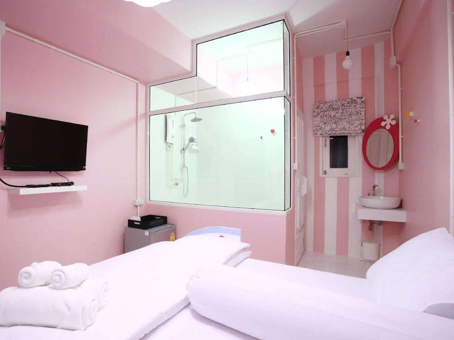 Meroom Hotel