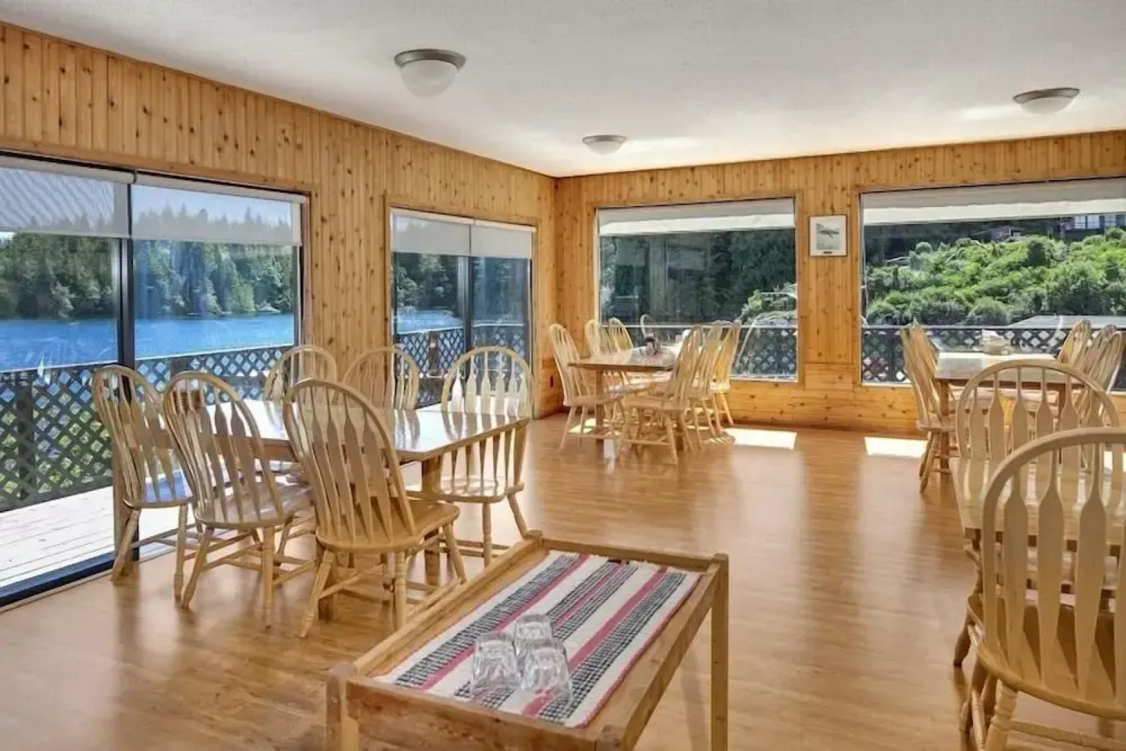 Nootka Island Lodge