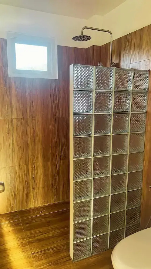 Royal Suites Port Barton