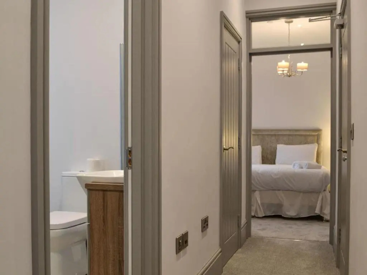 Grosvenor House APT 1