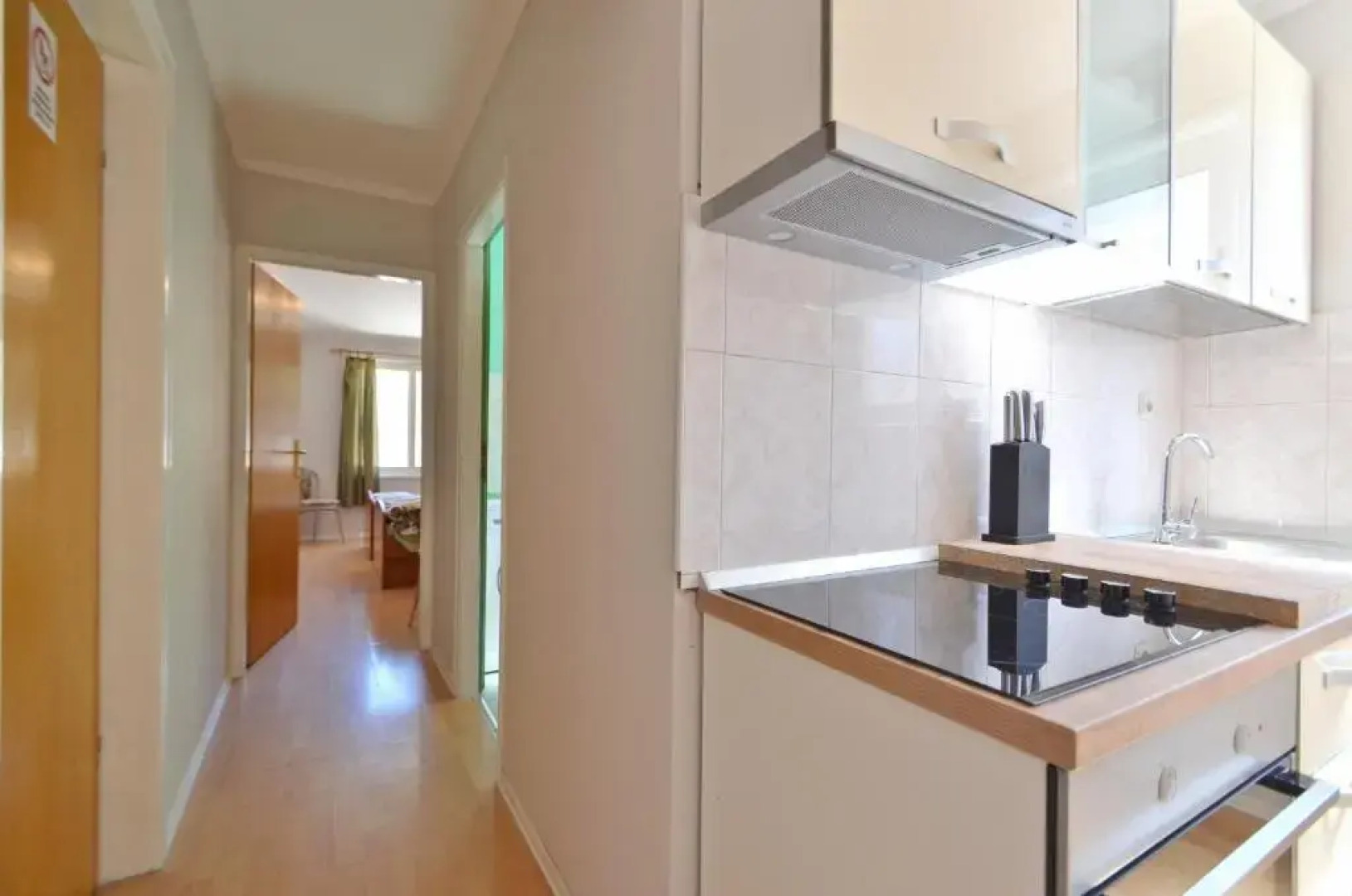 Riva1 Apartments and Rooms