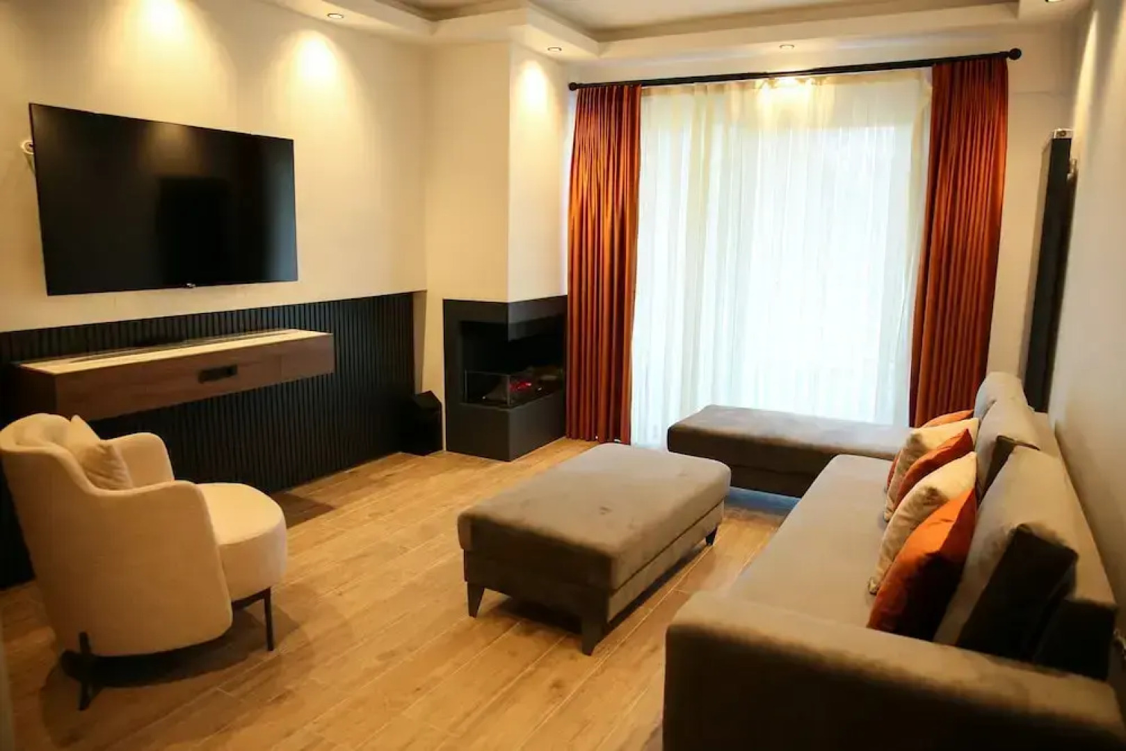 Amorium Wooden Stone House