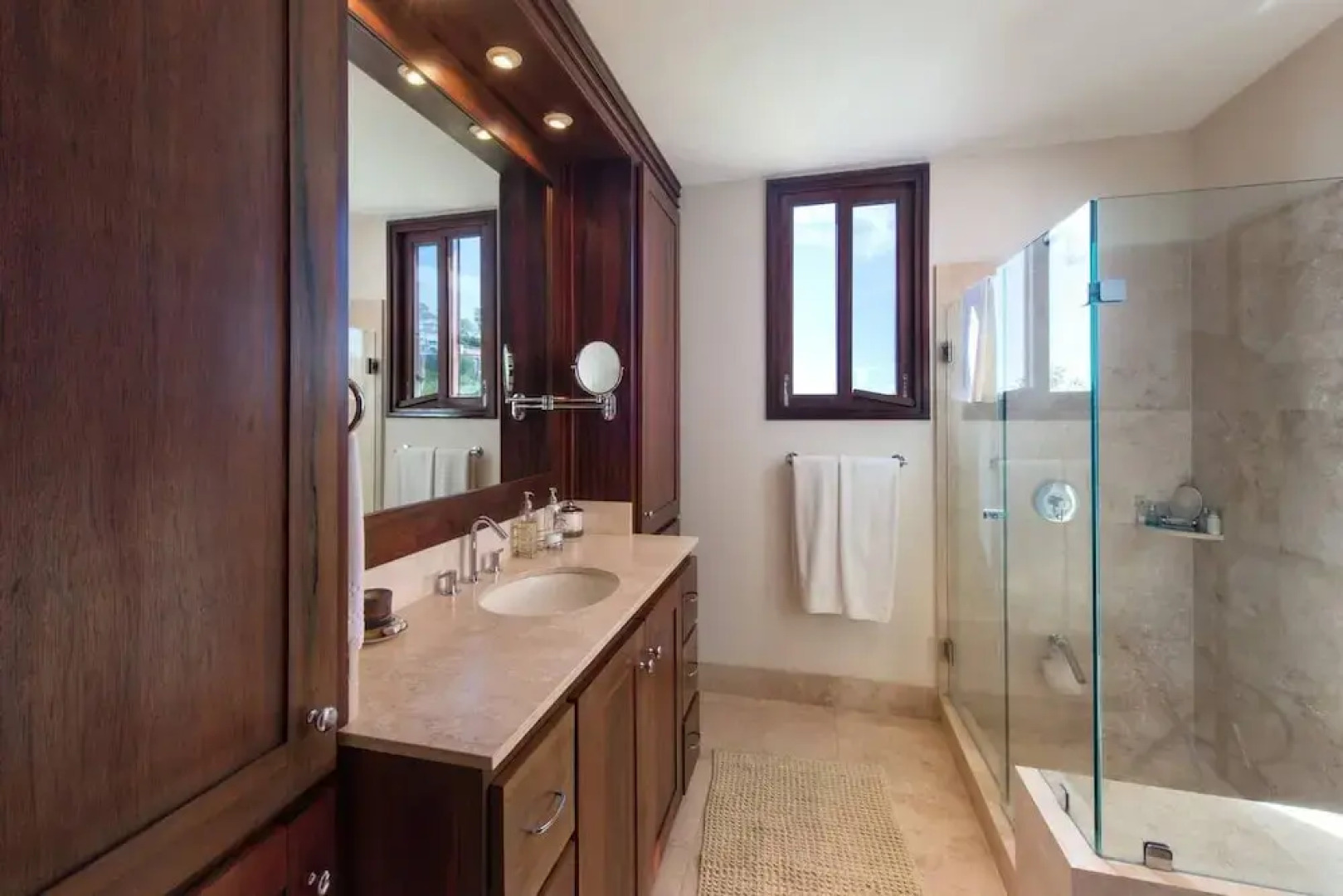 Exquisite Hilltop Villa with Luxurious Modern Design, Sweeping Ocean Views & Sparkling Infinity Pool