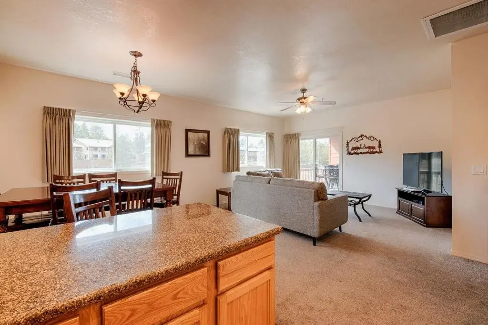 Canyon Plaza Premier Studio and Apartments