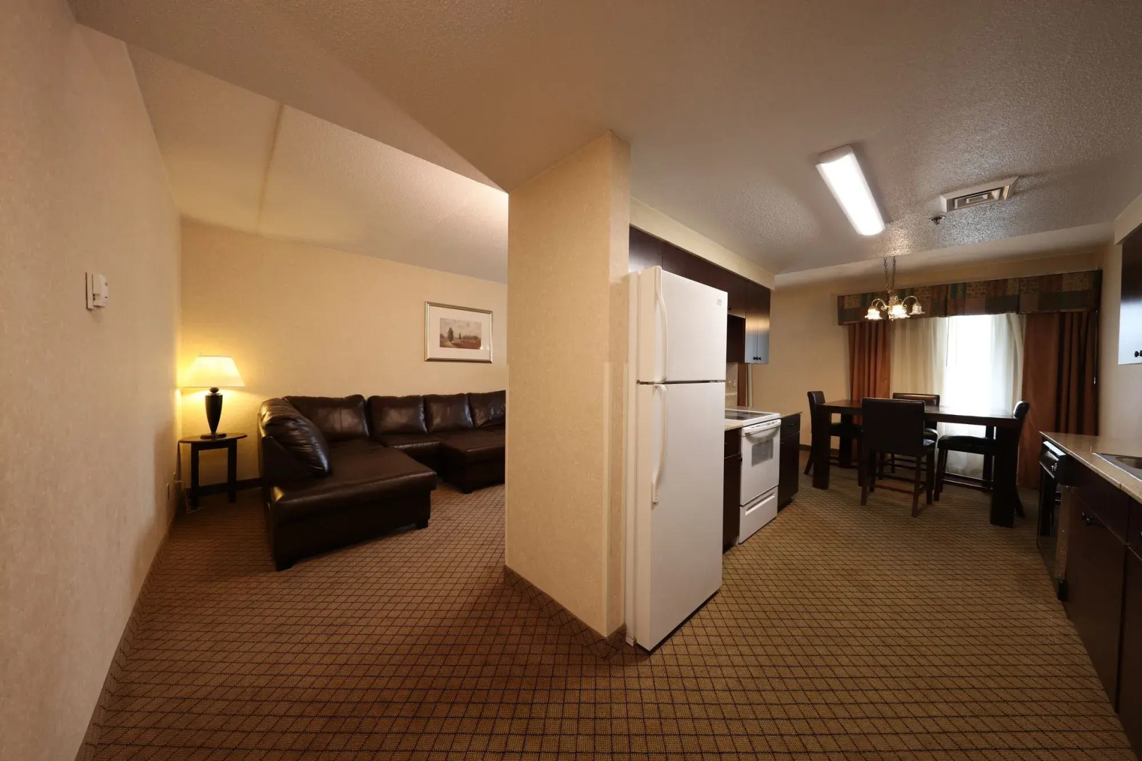 Candlewood Suites Grand Rapids Airport