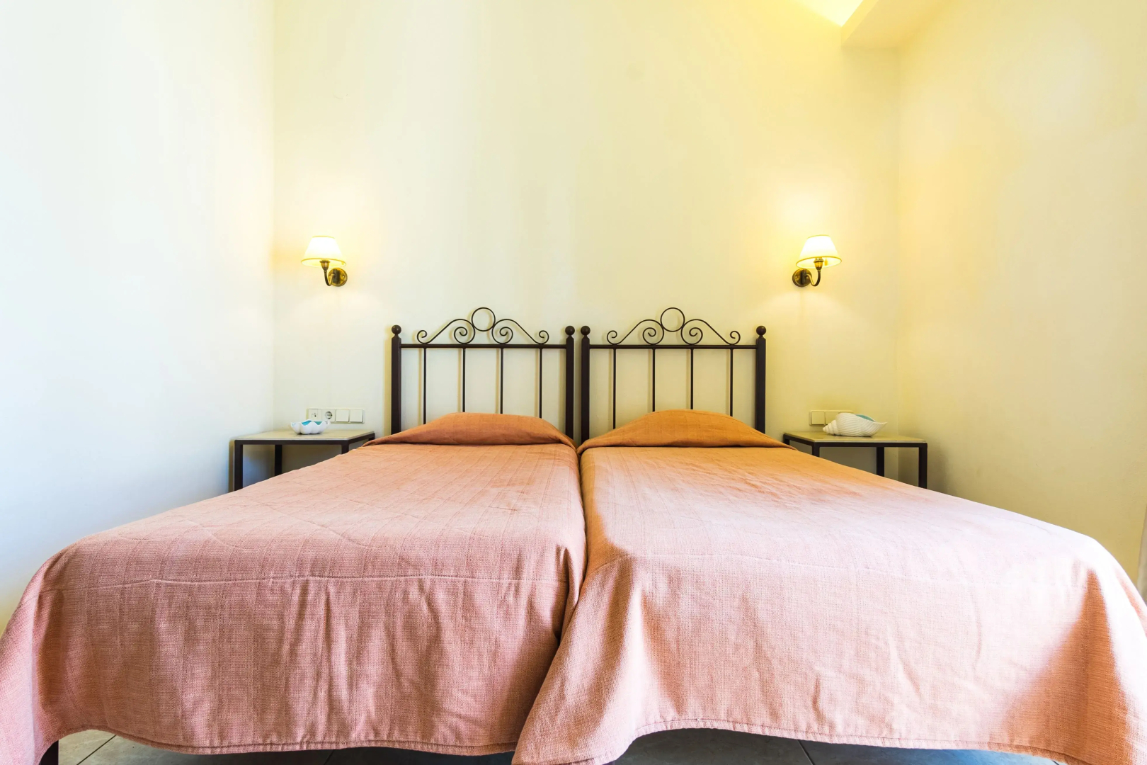Lia Sofia Apartments