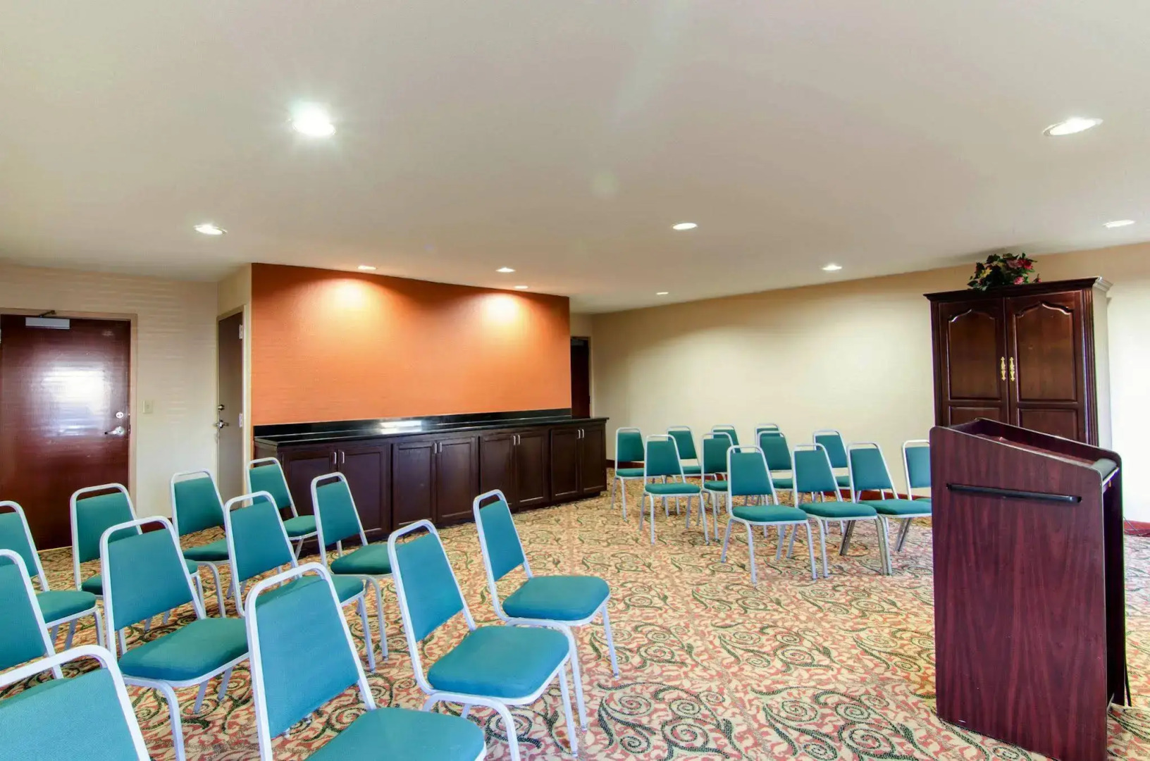 Clarion Pointe Apex – Holly Springs