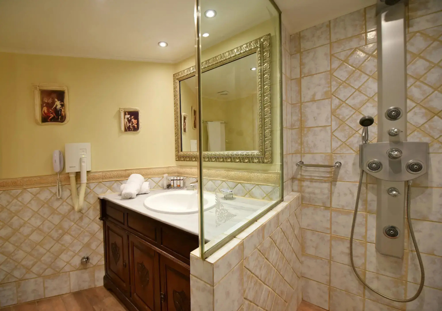 Angelica Boutique Hotel