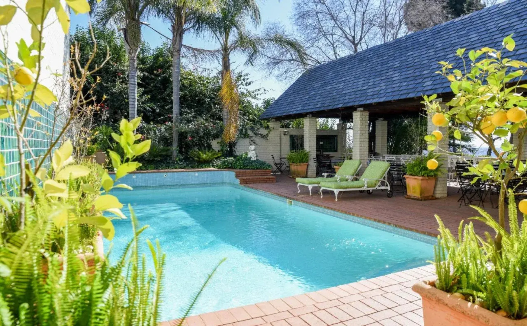 Northcliff Manor Guest House