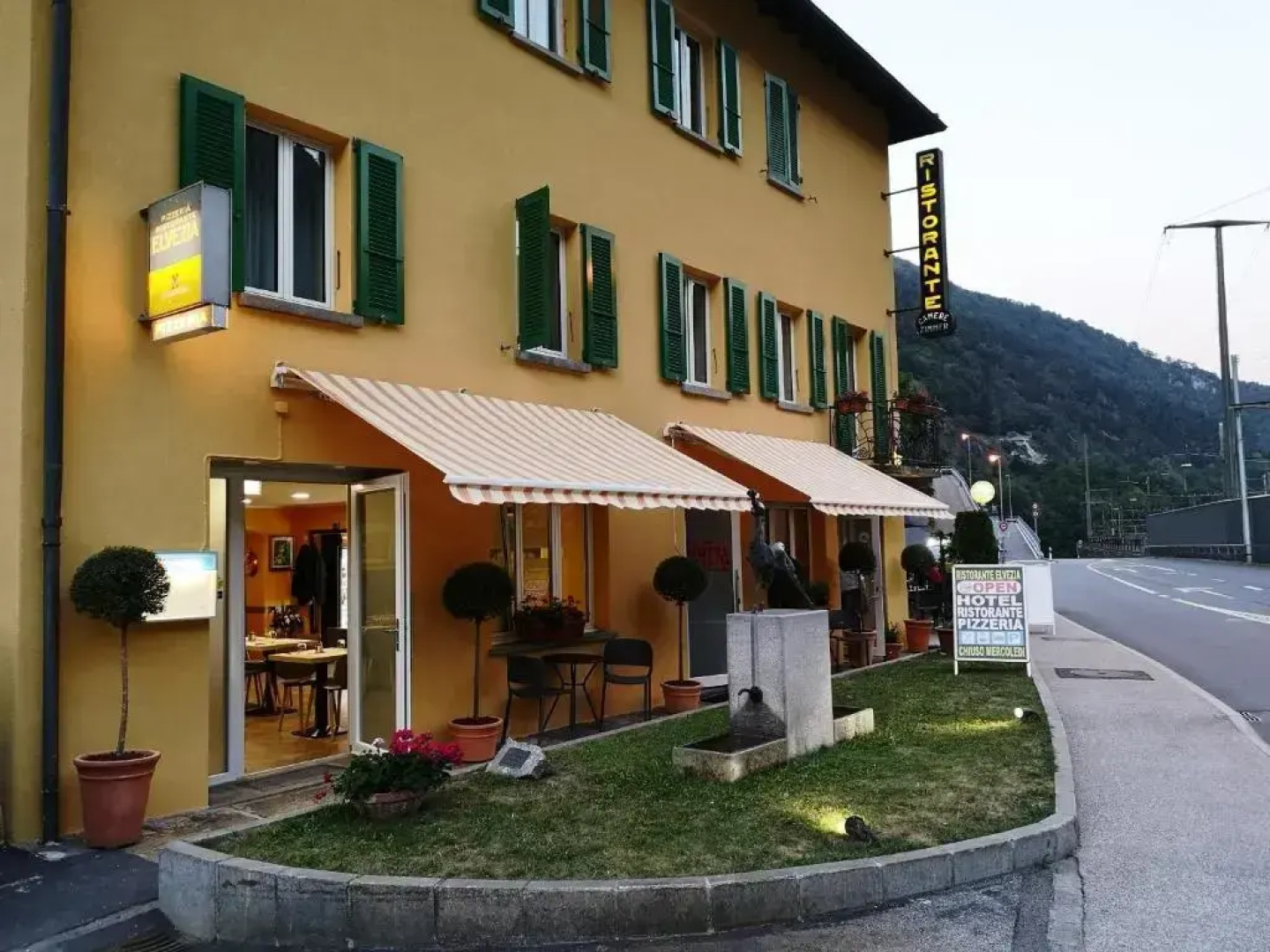 Hotel Ristorante Elvezia
