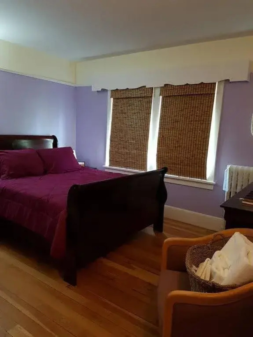 Small Town Bound Inn