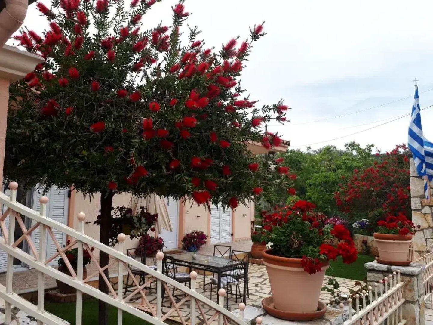 Summer Village House Popi