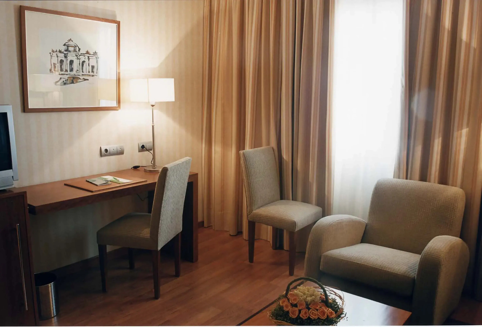 Отель Checkin La Princesa