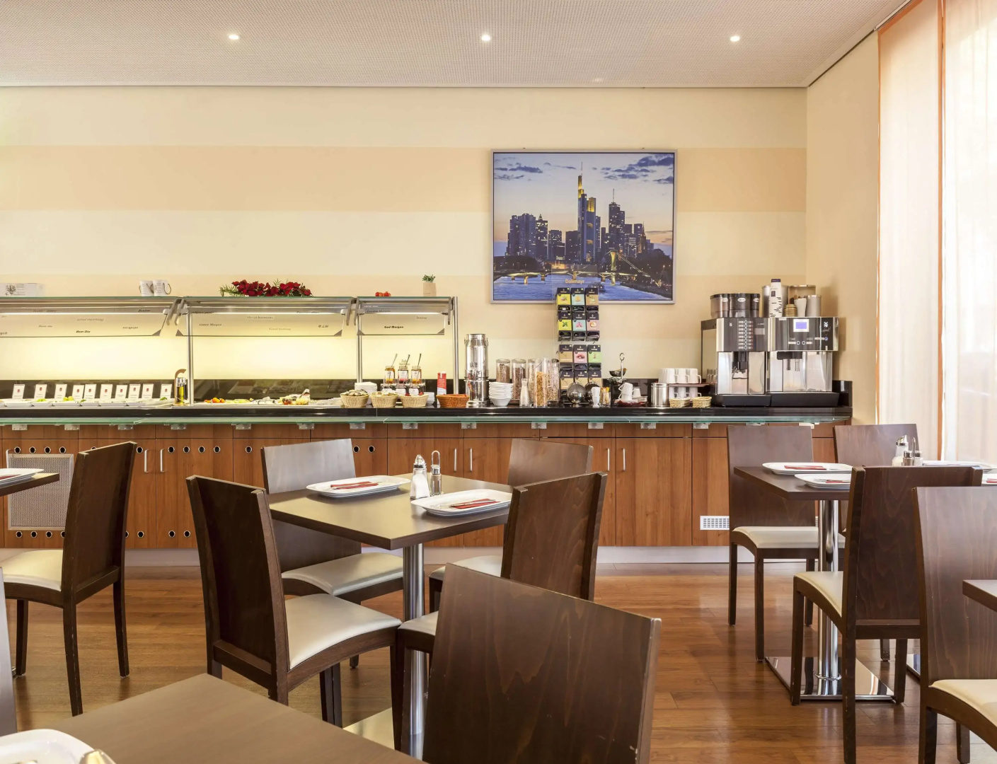 Отель Premier Inn Frankfurt City Europaviertel
