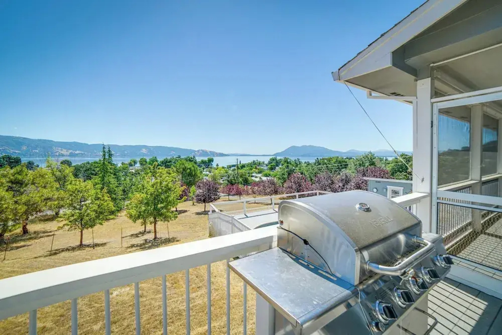 Lakeport Home w/ Stunning Lake & Mountain Views
