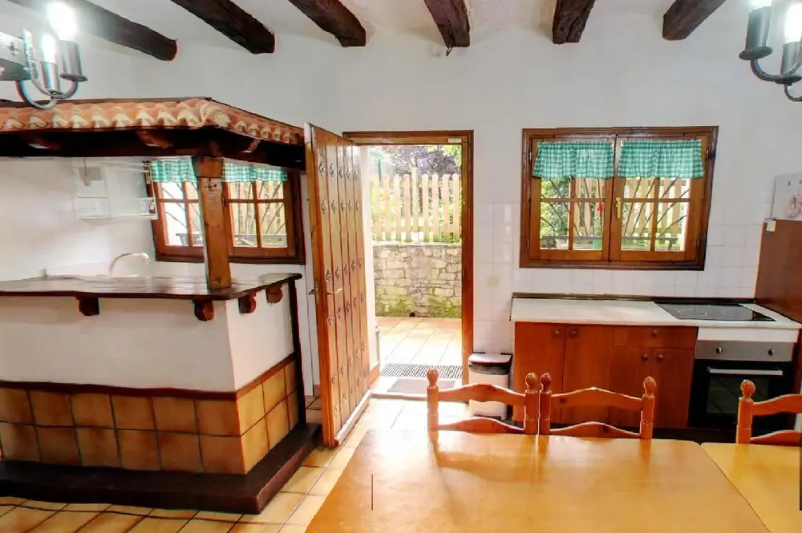 House With 3 Bedrooms in Lizaso, With Enclosed Garden and Wifi Near the Beach