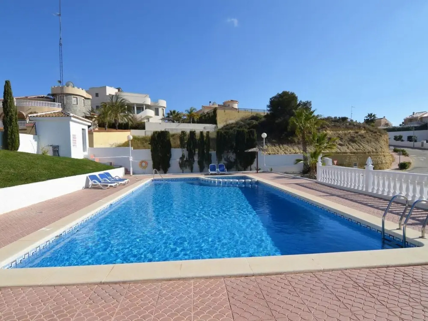 Modern Apartment Near Torrevieja in Alicante With a Roof Terrace