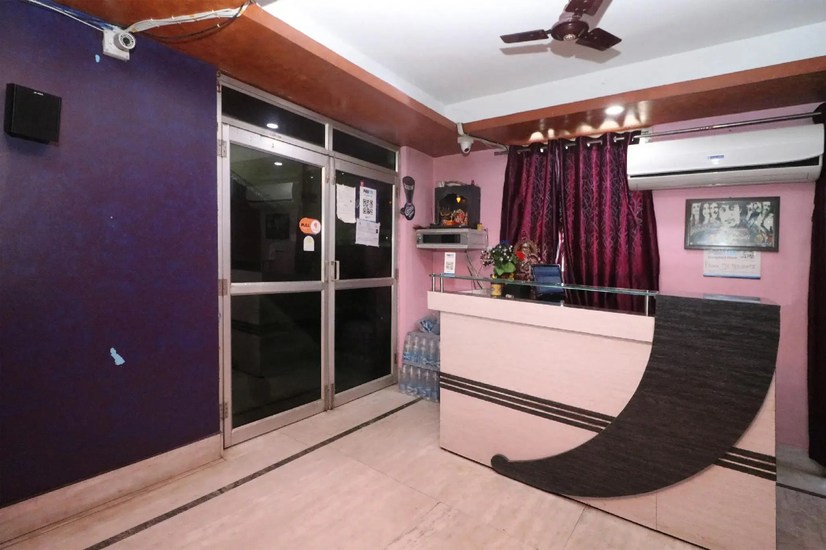 Oyo 27954 Hotel Lalita