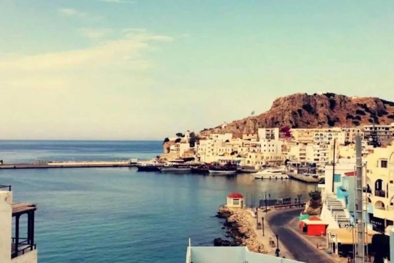 Remvi Deluxe Apartment 202 with Sea View