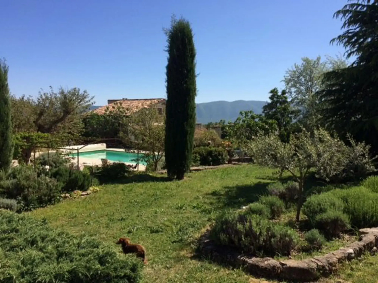 Splendid Villa in Viens With Swimming Pool