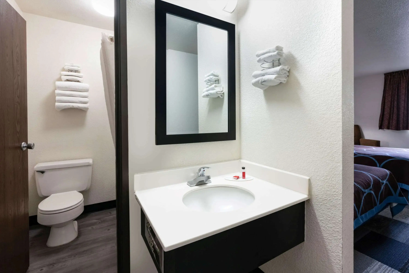 Super 8 by Wyndham Spokane Valley