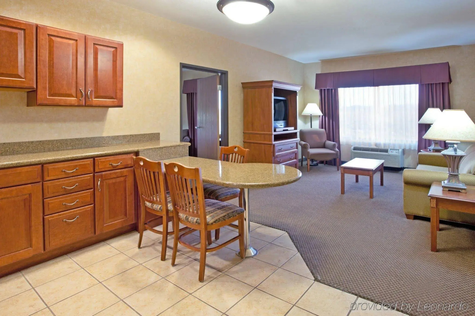 Holiday Inn Express Hotel & Suites Barstow-Outlet Center by IHG