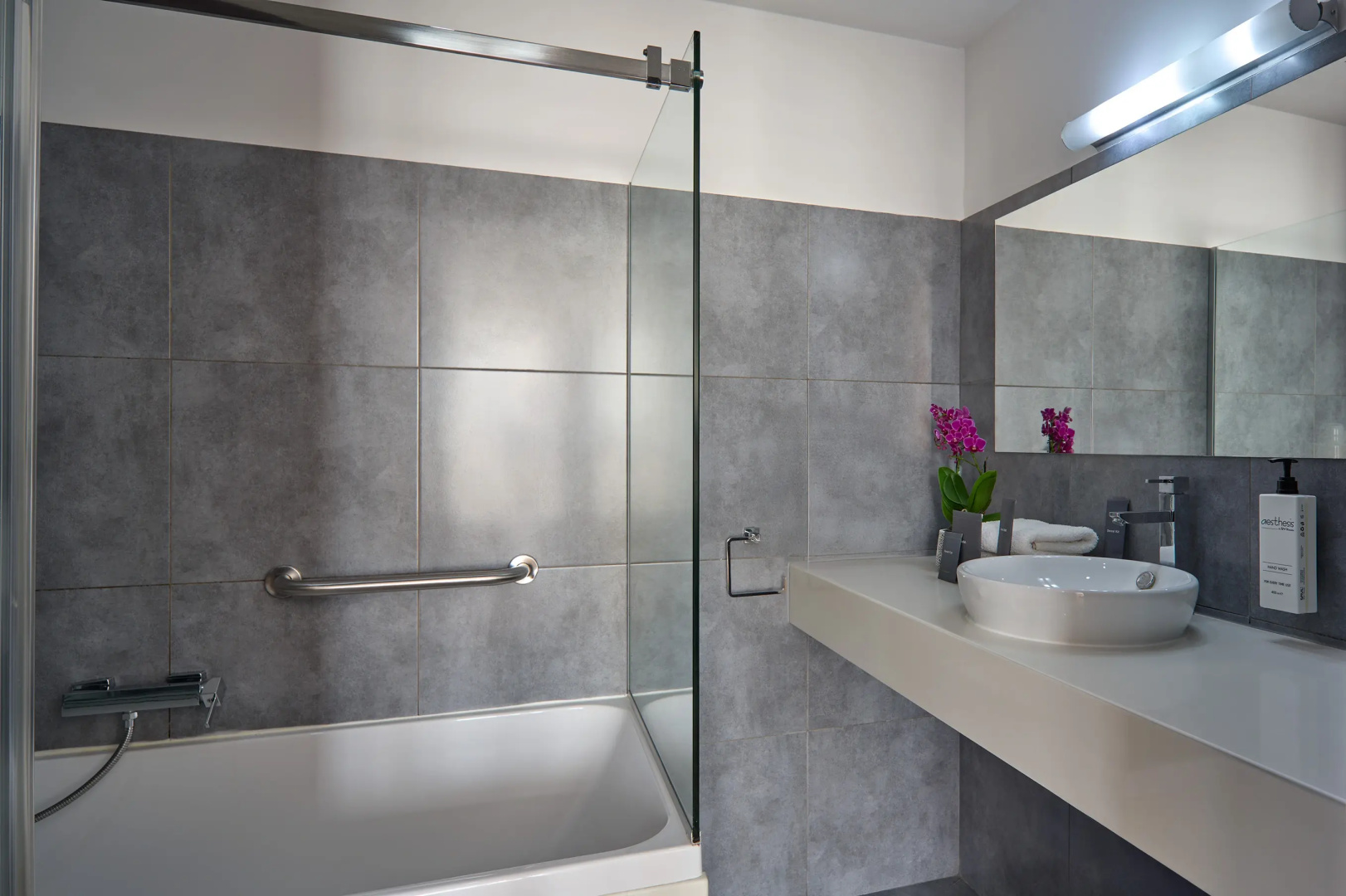 Breeze Boutique Hotel