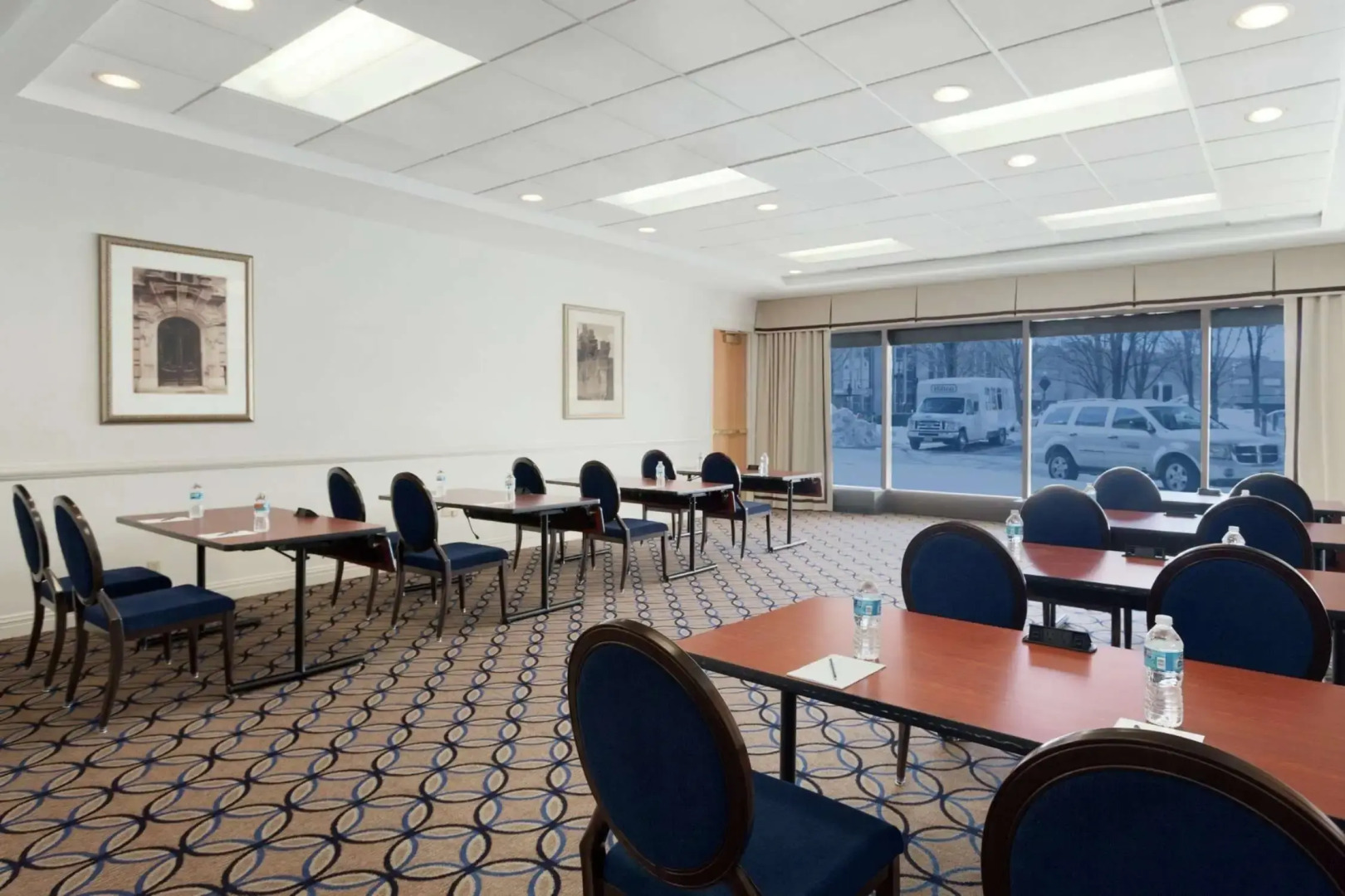 DoubleTree by Hilton Newark Penn Station