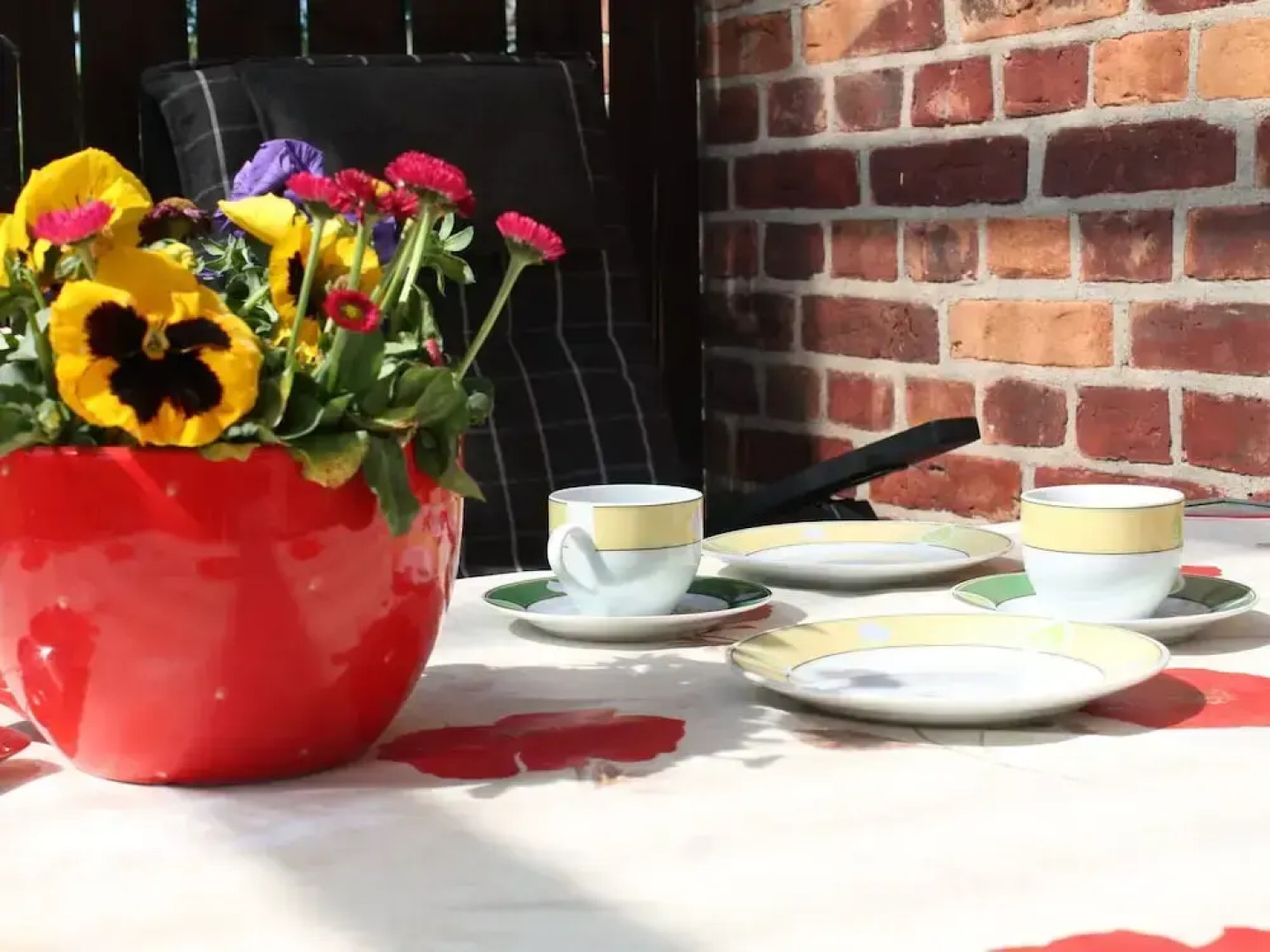 Beautiful Farmhouse Flat With Garden