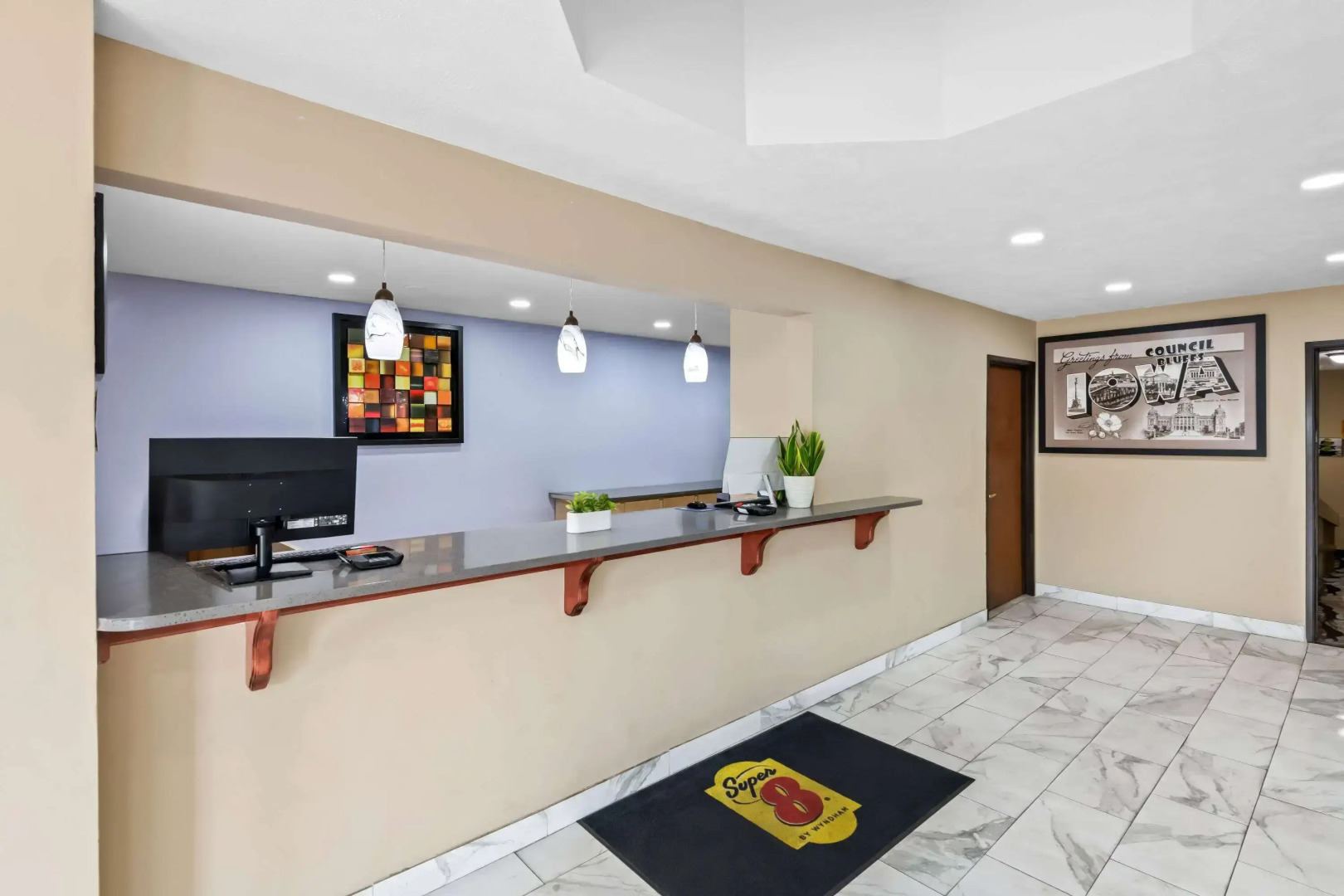 Super 8 by Wyndham Council Bluffs IA Omaha NE Area