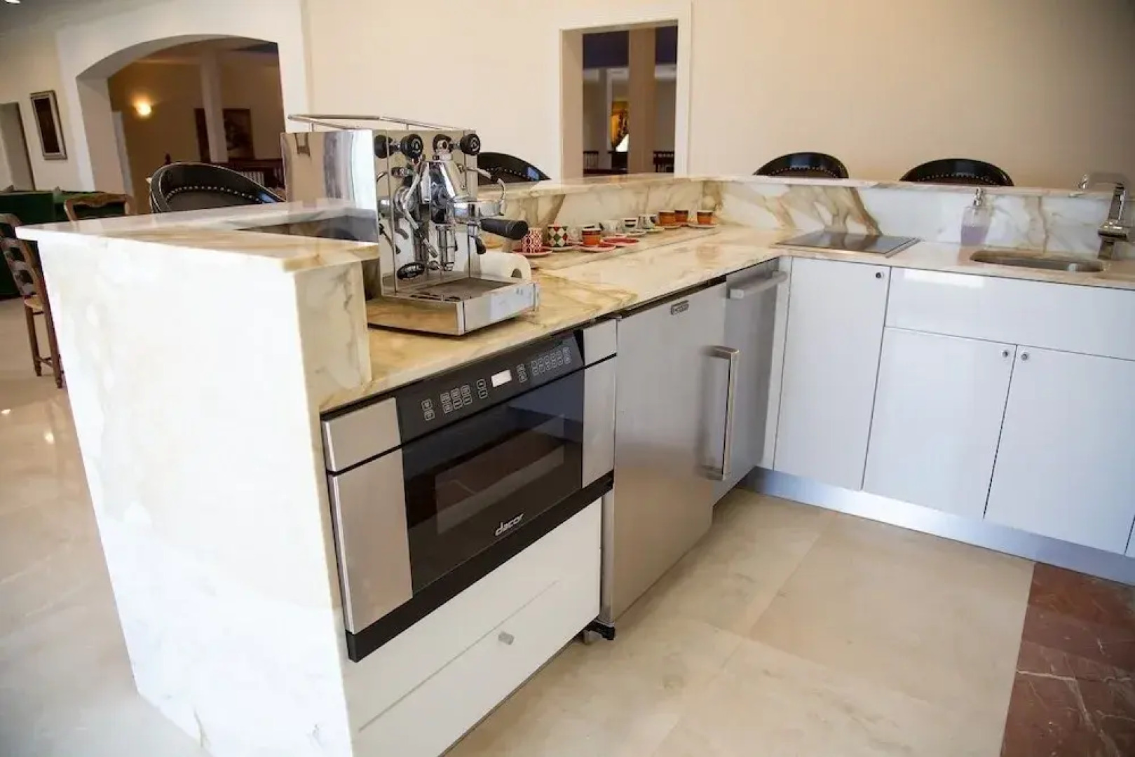 Ocean Mansion on the Beach, Private Pool, Hot Tub