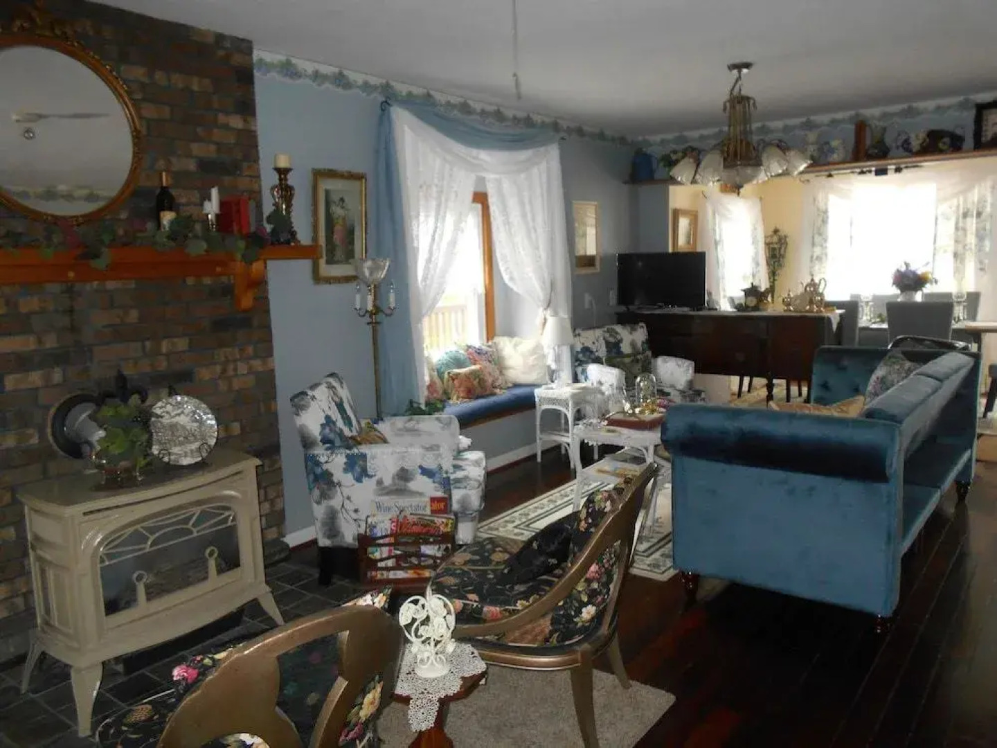 Lake Valley Legends B&B