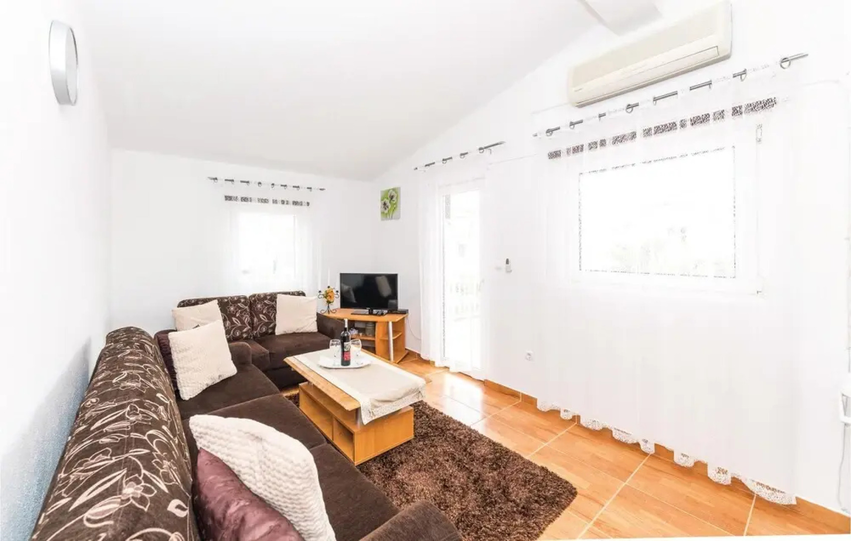 Amazing Apartment in Poljica With 2 Bedrooms and Wifi