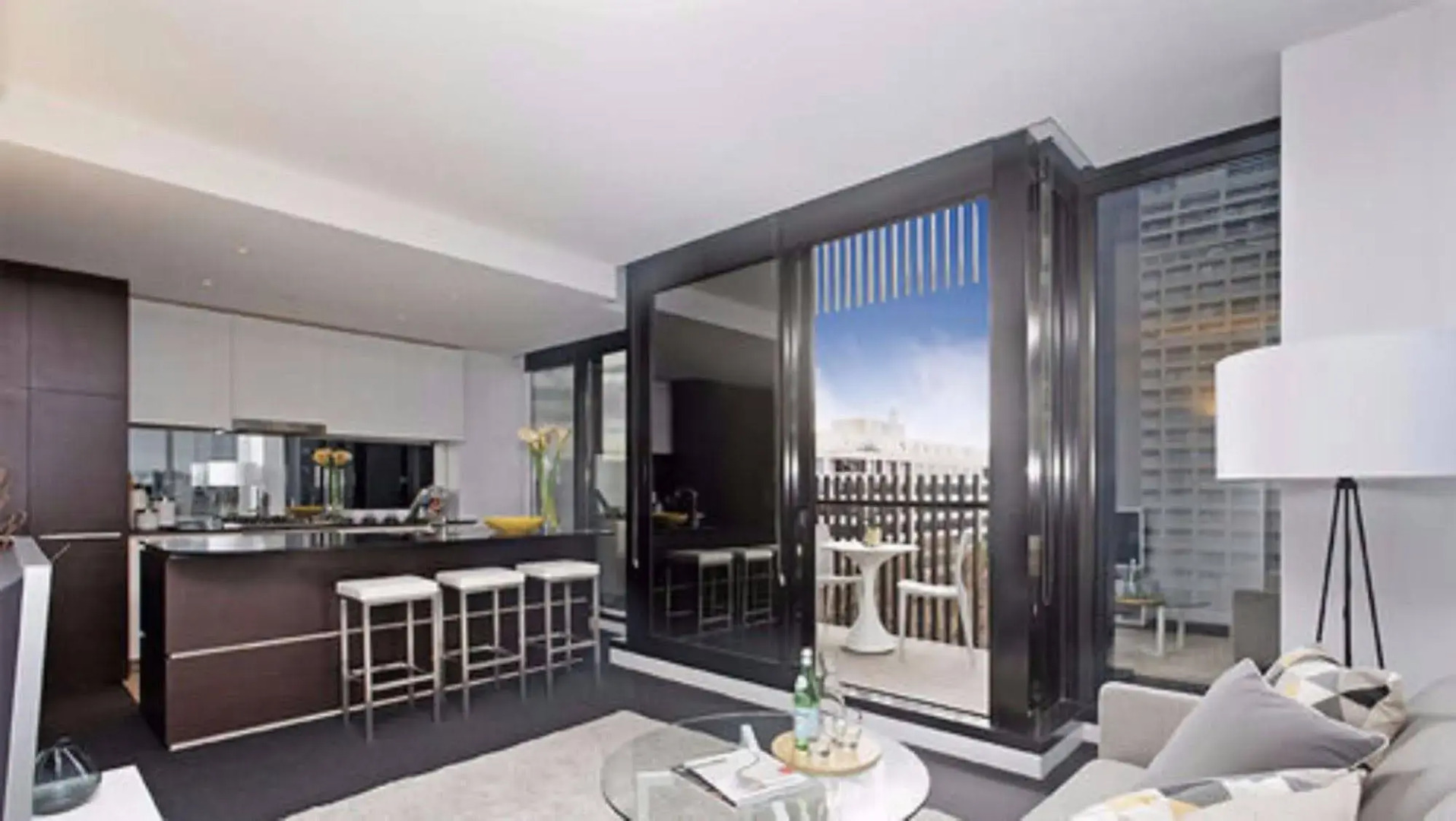 Wyndel Apartments St Kilda Views