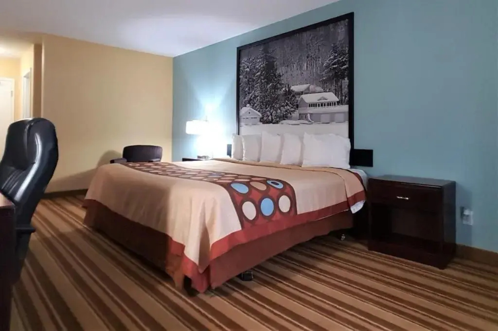 Jolly Roger Inn Resort