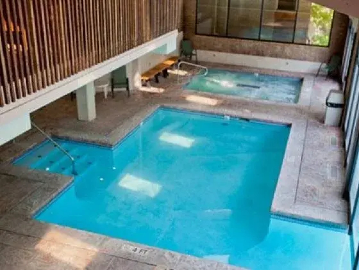 Sandstone Creek Club Condominiums