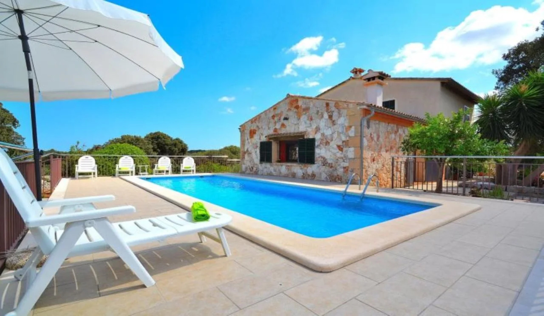 Trade Winds Inn Clinton