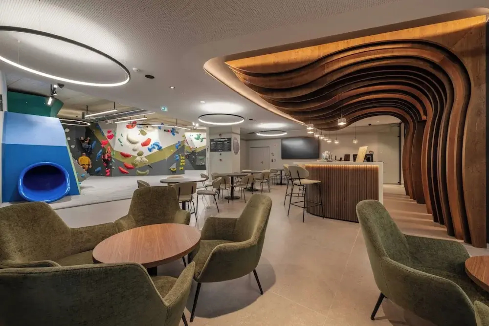 Dolinas Climbing Hotel