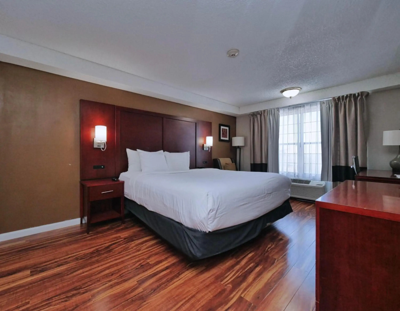 Red Lion Inn & Suites Auburn